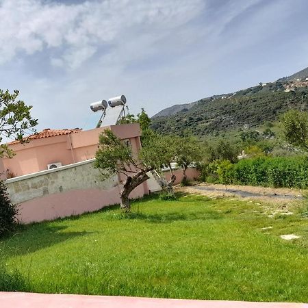 Georgioupoli Studio 2 With A Pool And Lake Views Ngoại thất bức ảnh