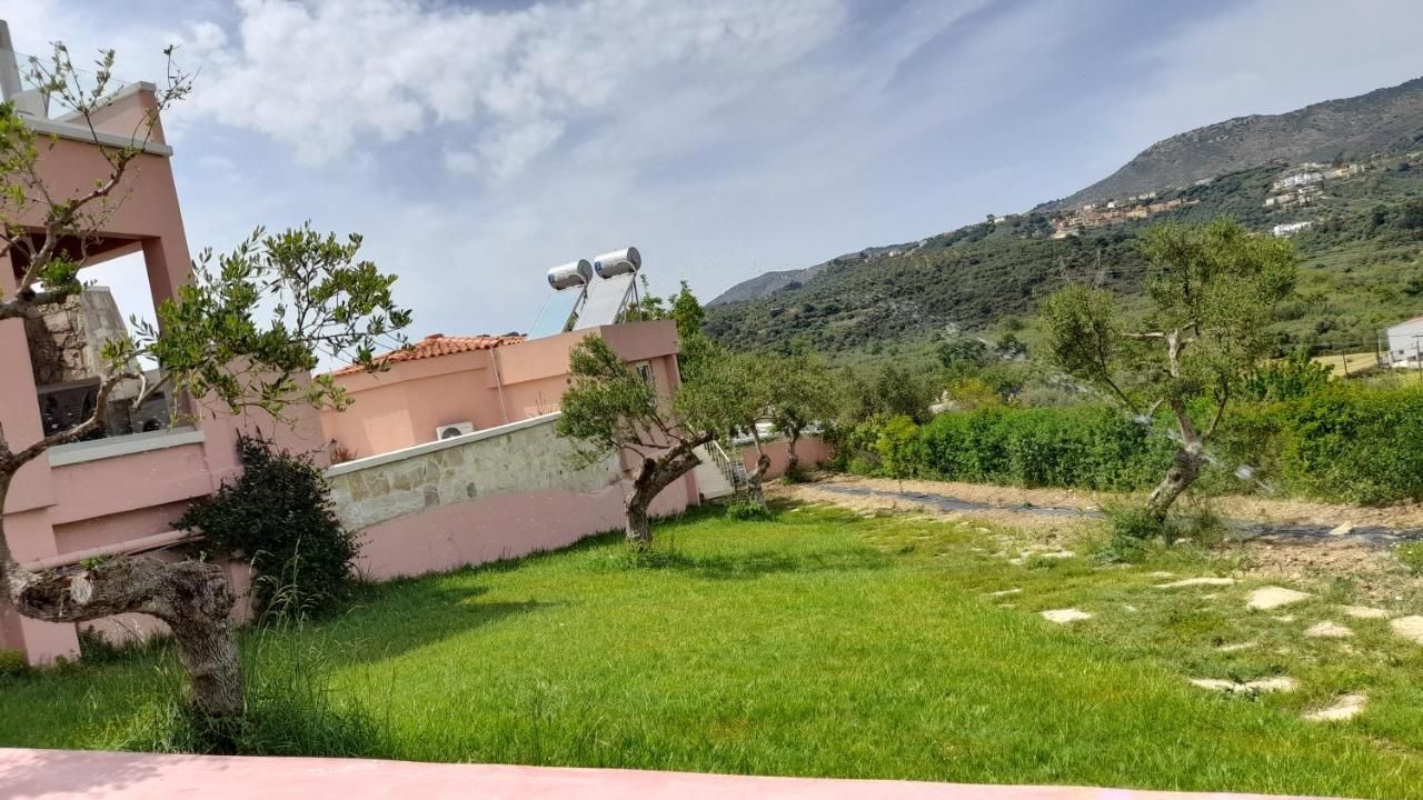 Georgioupoli Studio 2 With A Pool And Lake Views Ngoại thất bức ảnh